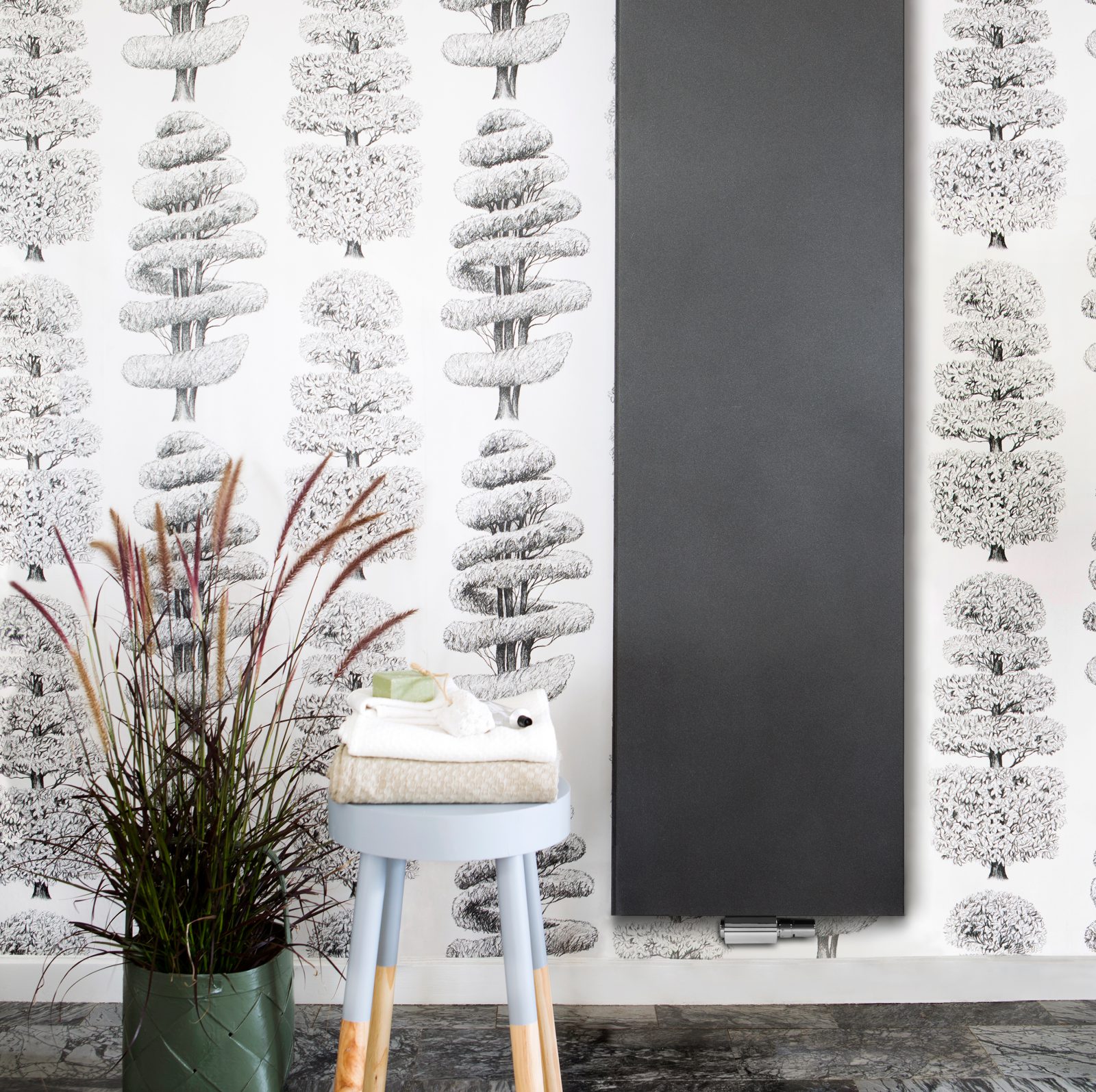 Vesikiertoinen lämmitin Kos V piilotetulla liitännällä.