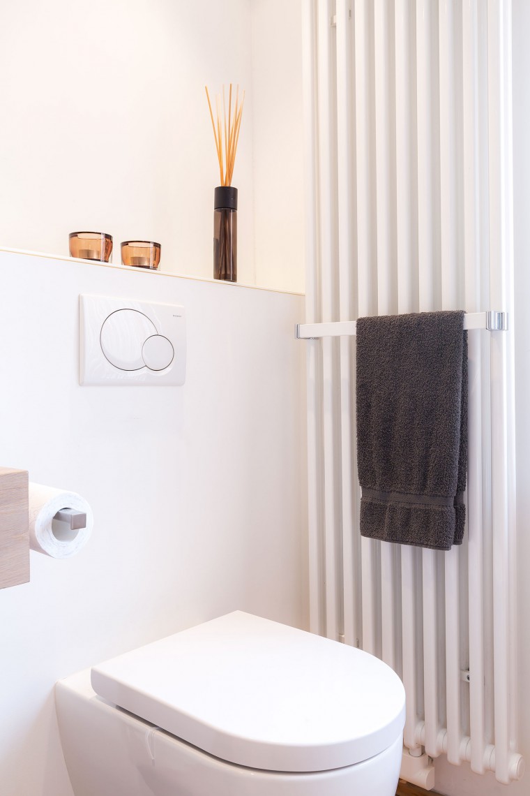 Matalalämpöpatteri kylpyhuoneessa